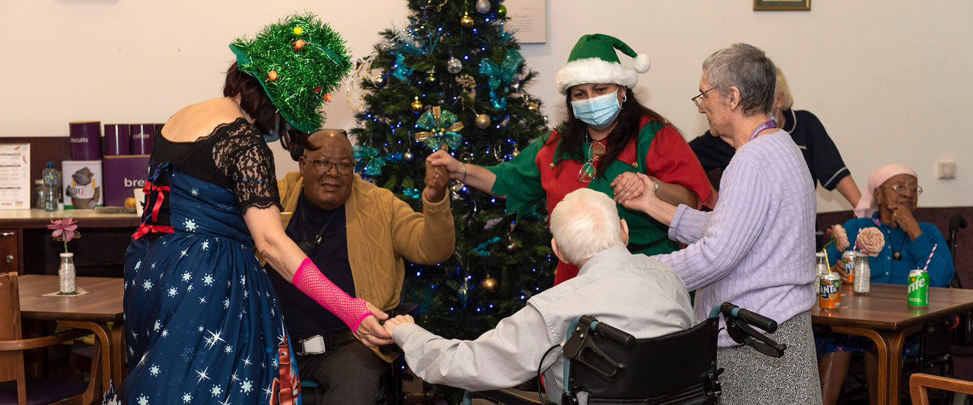 Residents attend Christmas party