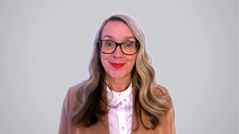 Sharon Burns' headshot