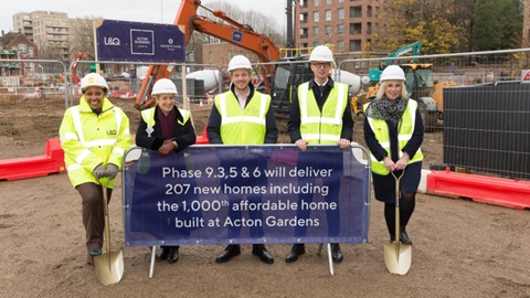 L&Q and Vistry colleagues on site at Acton Gardens