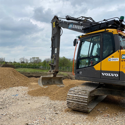 Digger begins work on Loves Farm site