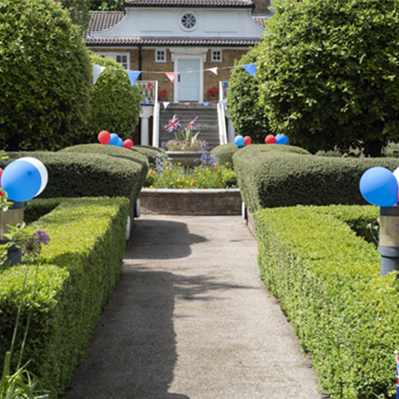 Woodstock Court garden filled with Jubilee decorations